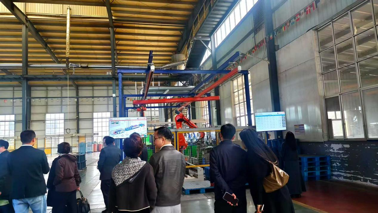 Government and Enterprise in Harmony, Deepening Enterprise Collaboration – Shenzhen's Outstanding Entrepreneurs Visit Huaerda Cable Group to Explore New Cooperation Opportunities