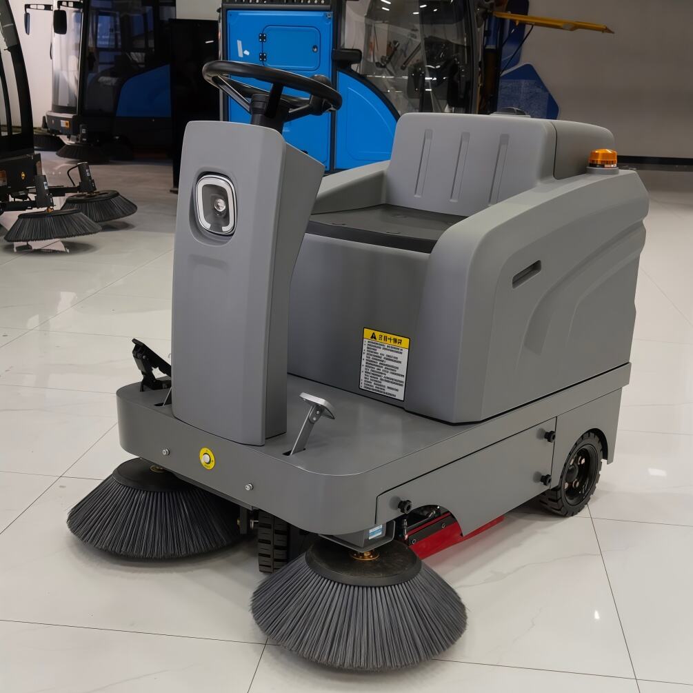 Industrial Electric Ride-on Street Sweeper: 40% Labor Savings, ISO 9001 ...