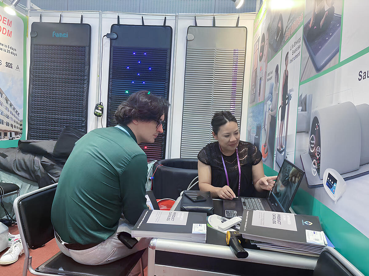 Connect the World6.jpg