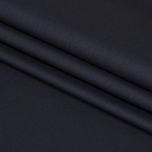 Perché la lana pura è ideale per l'abbigliamento di lusso?