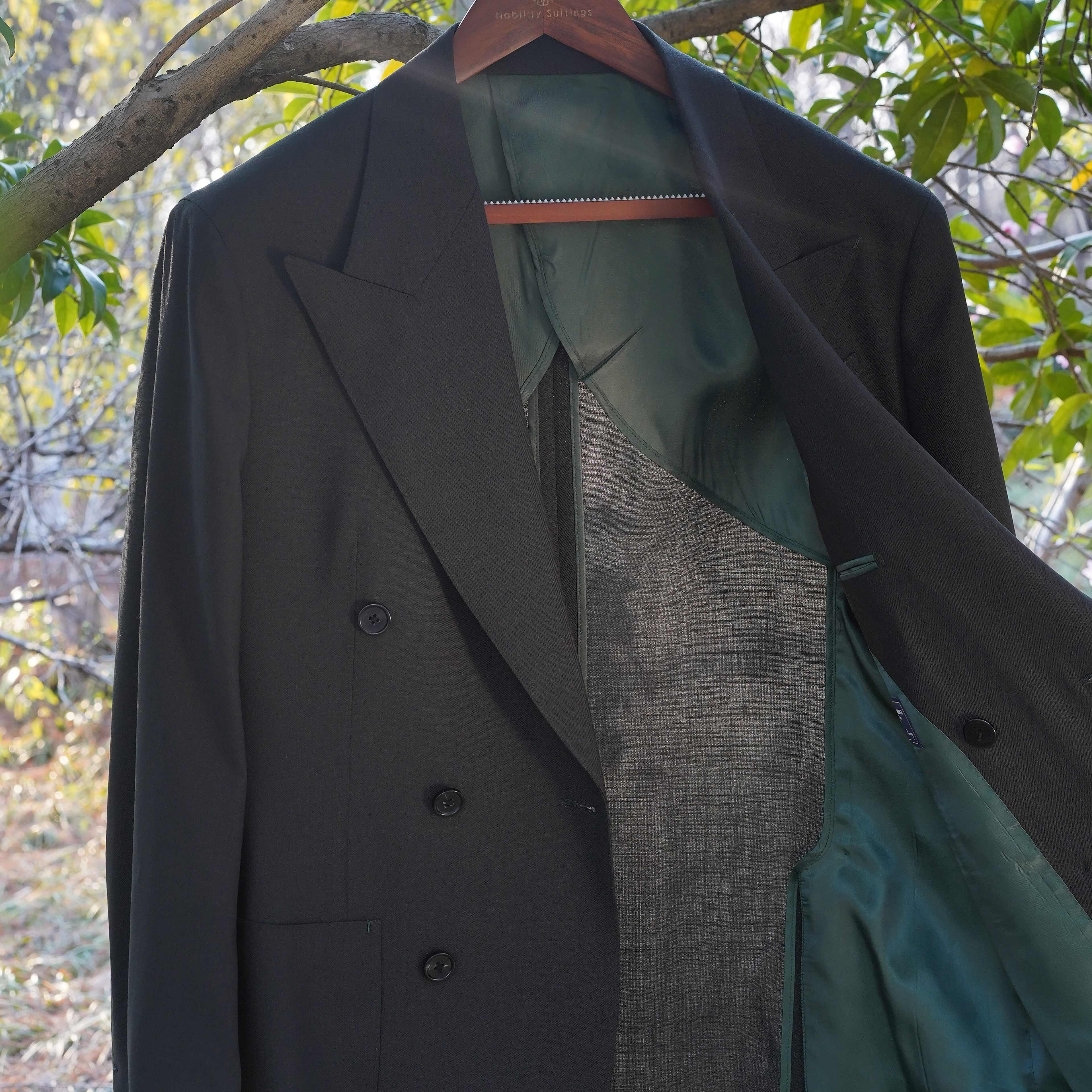 How Does Pure Wool Compare to Synthetic Fibers