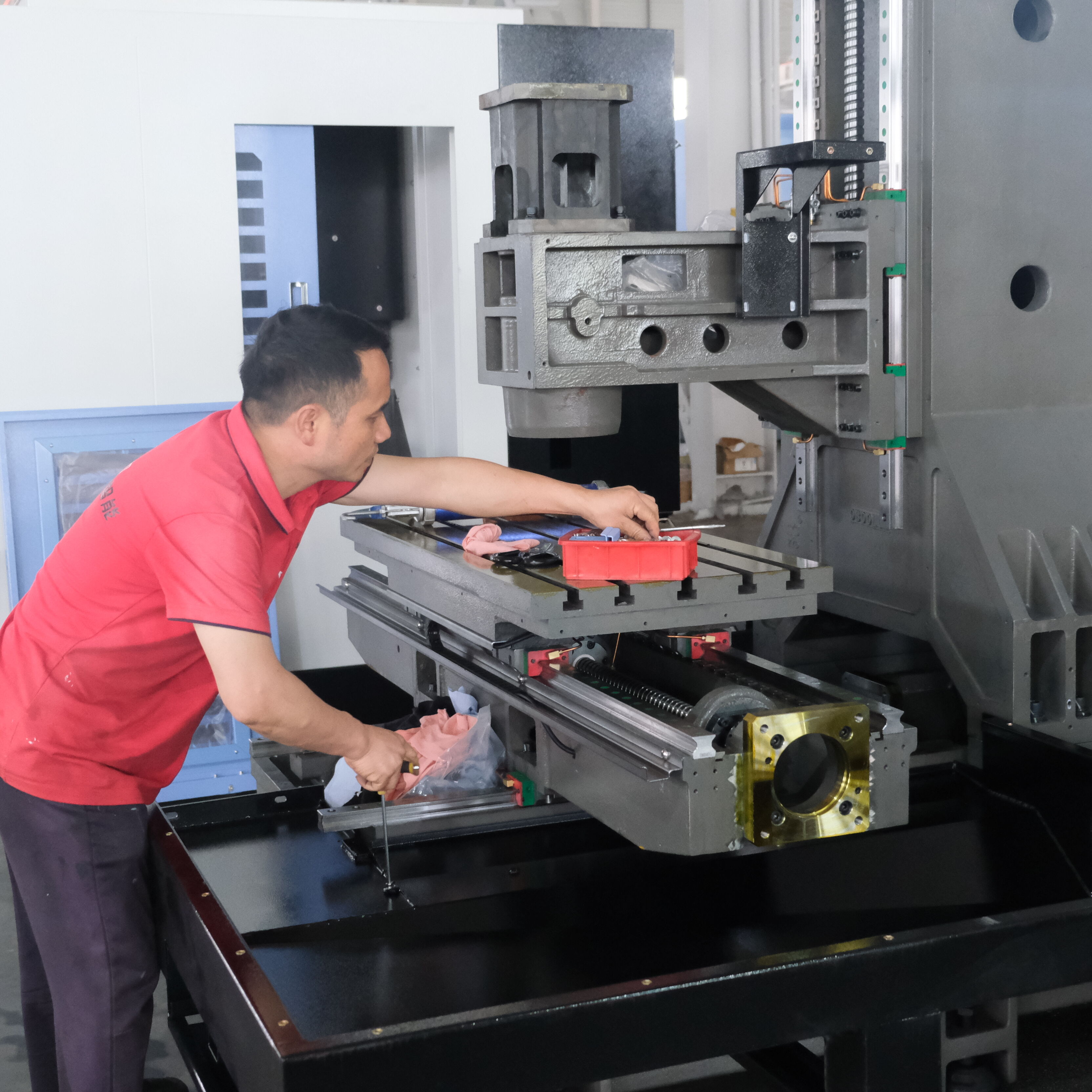 Tegnologie-ondersteunde CNC-programmering met Professionele R&D-span