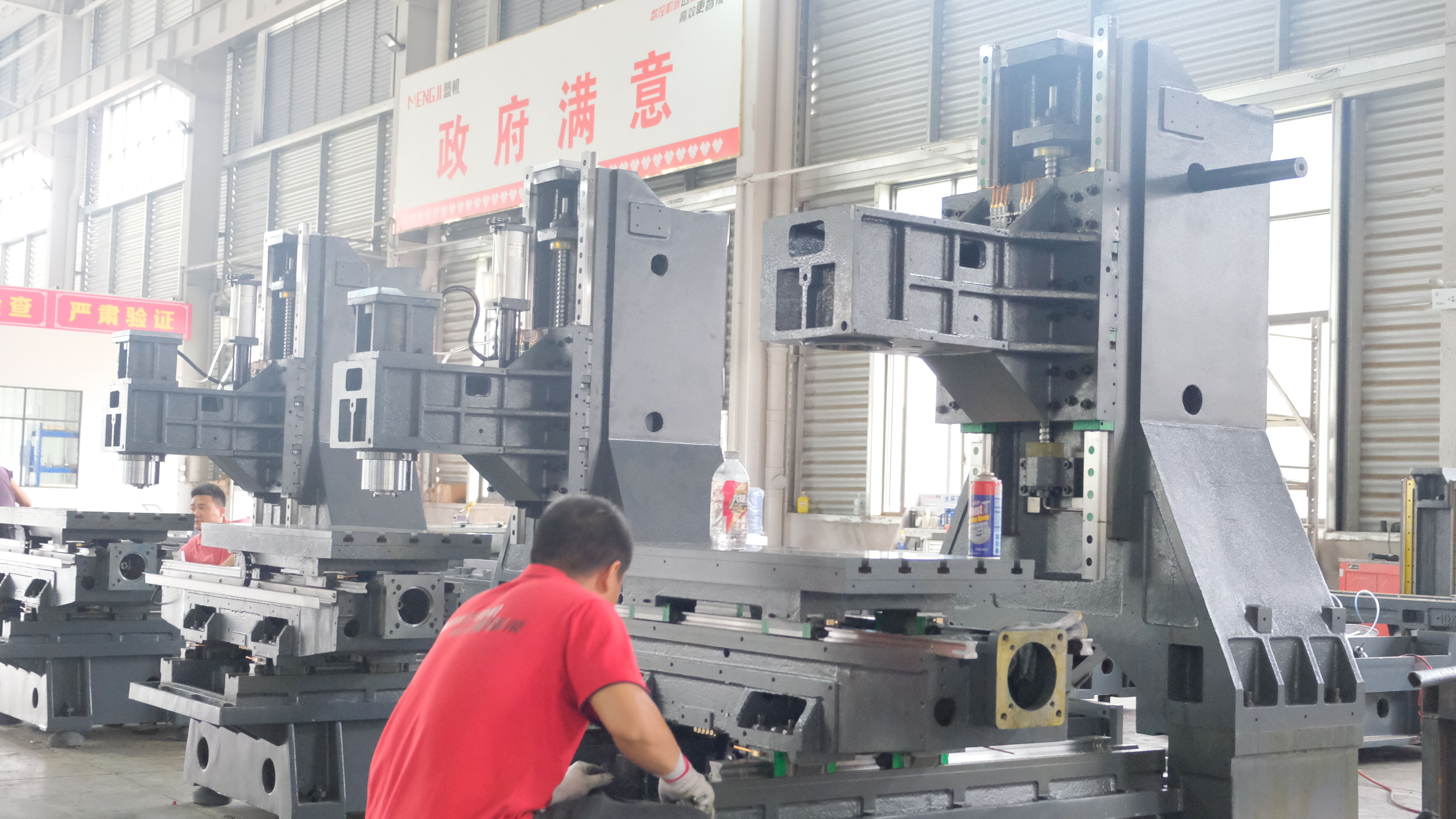 Pagkamit ng Toleransyang Antas ng Micron gamit ang Aming Dehado CNC Grinder