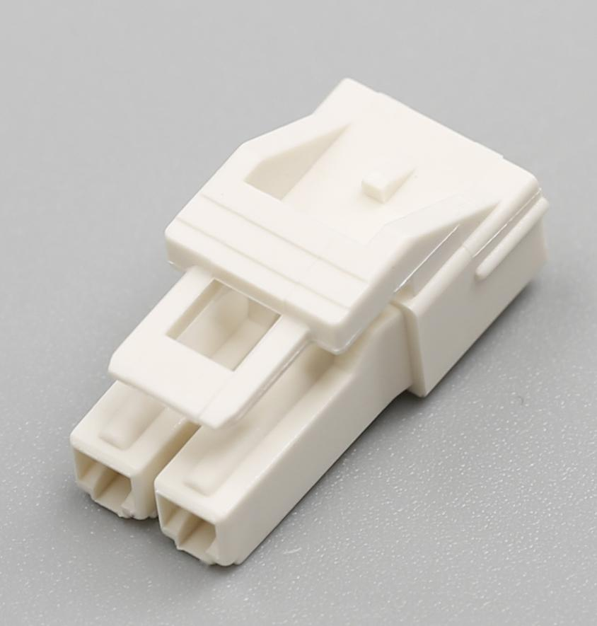 What Are the Latest Trends in Plug Connector Design for Industrial Use?