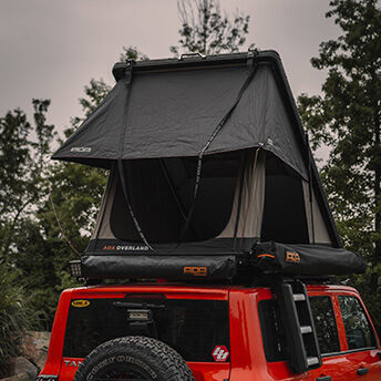 AC152 Hard shell automatic quick open tent supplier