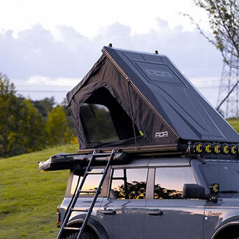 Aluminum Triangle Hard Shell Automatic Quick Open Roof Tent details