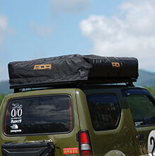 Lightweight Foldable Soft Shell Vehicle Roof Tent manufacture