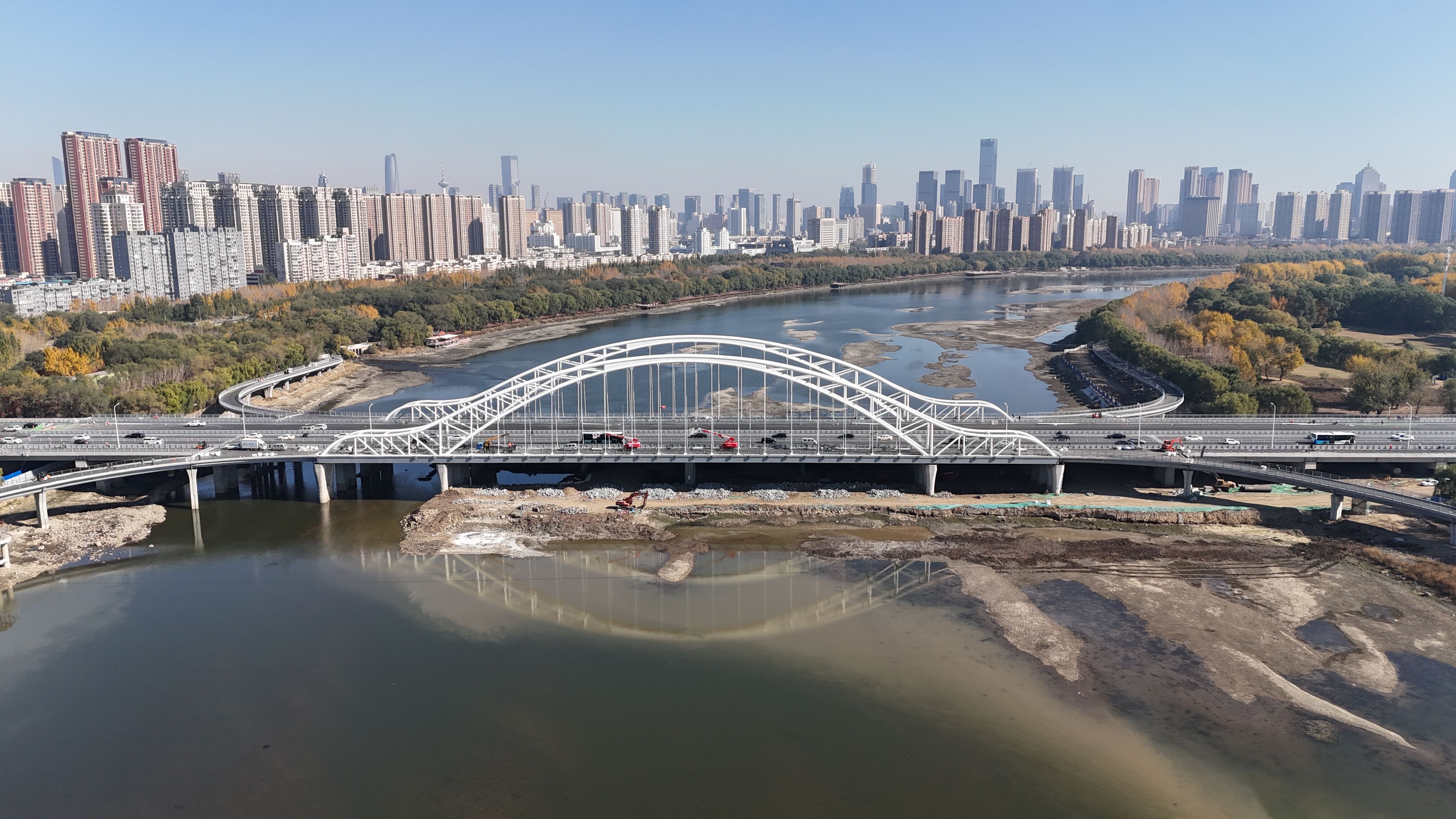 Ang tulay ng bakal ng Nanjing sa Shenyang, China