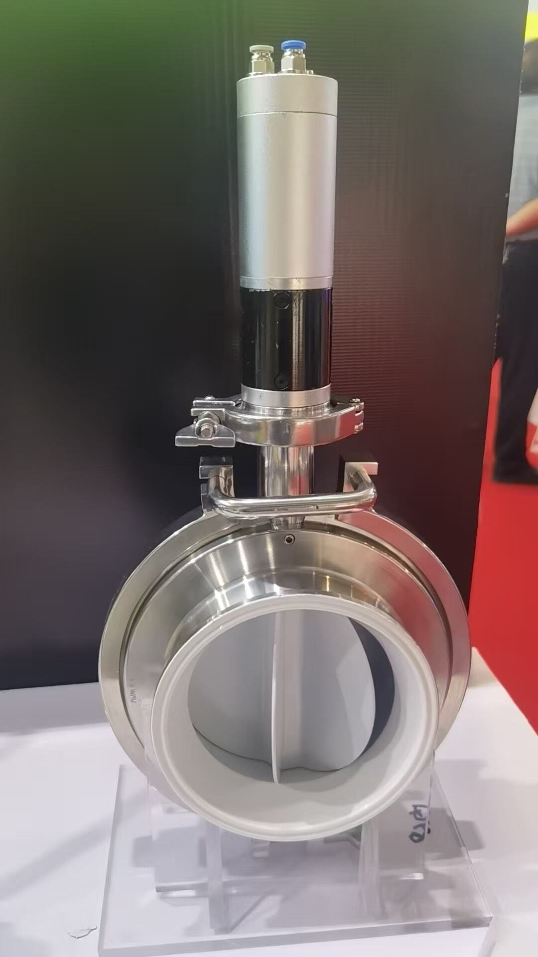 Selecting Rotary Valve for Specific Powder Characteristics
