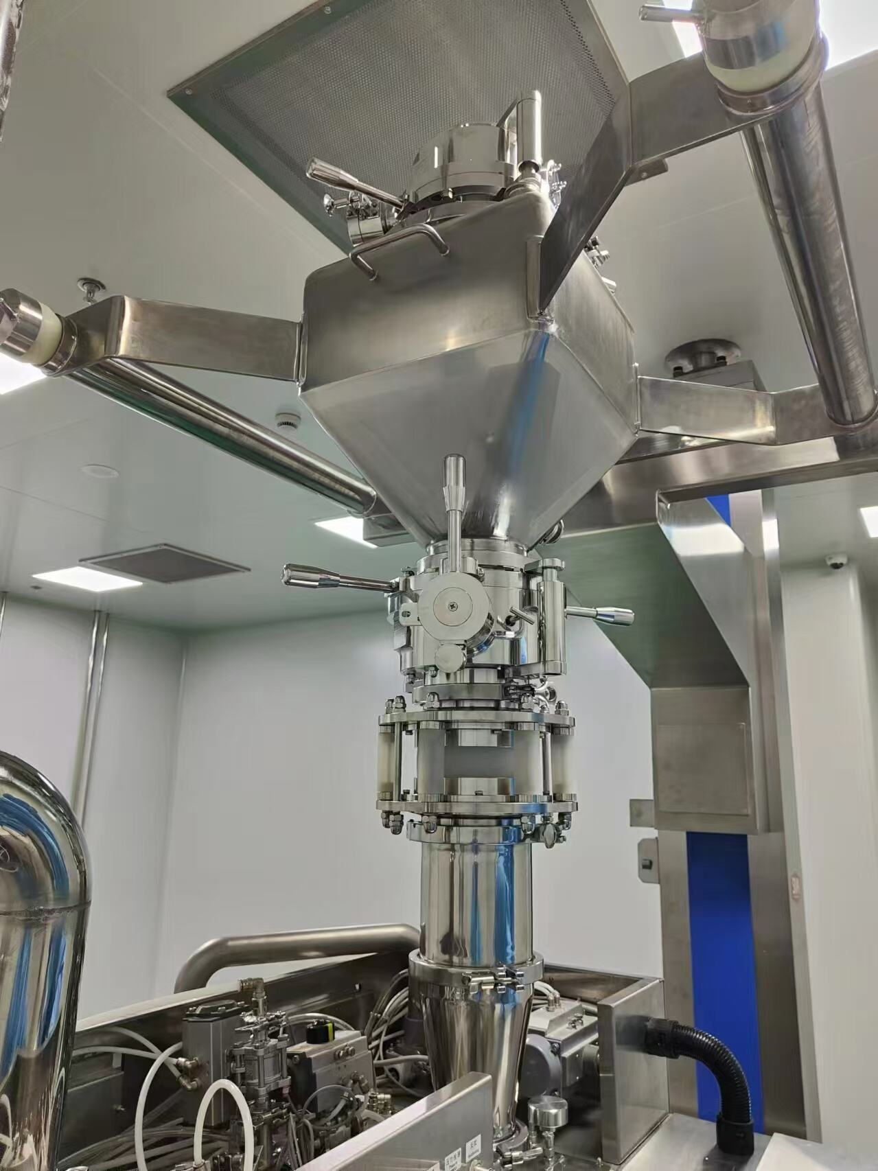 Valvula tal-Farfalla Mqassma: Kontroll Preċiża tad-Direzzjoni tat-Tajjeb fis-Sistemi Awtomatiċi