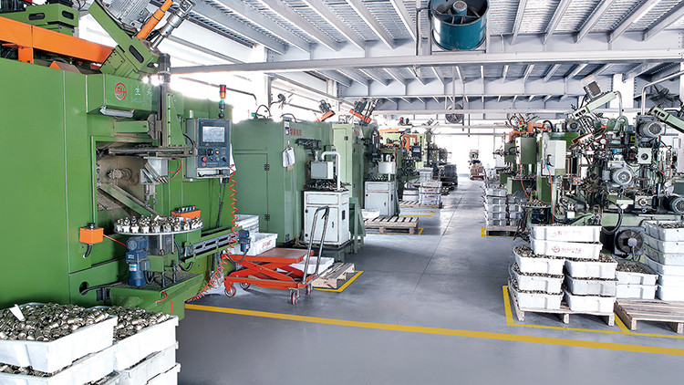 Luxury Hotel • Silent Bathrooms