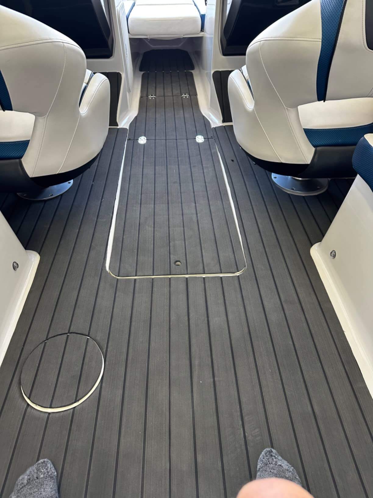 Guide For Marine Suppliers: Sourcing Faux Teak Boat Flooring From China