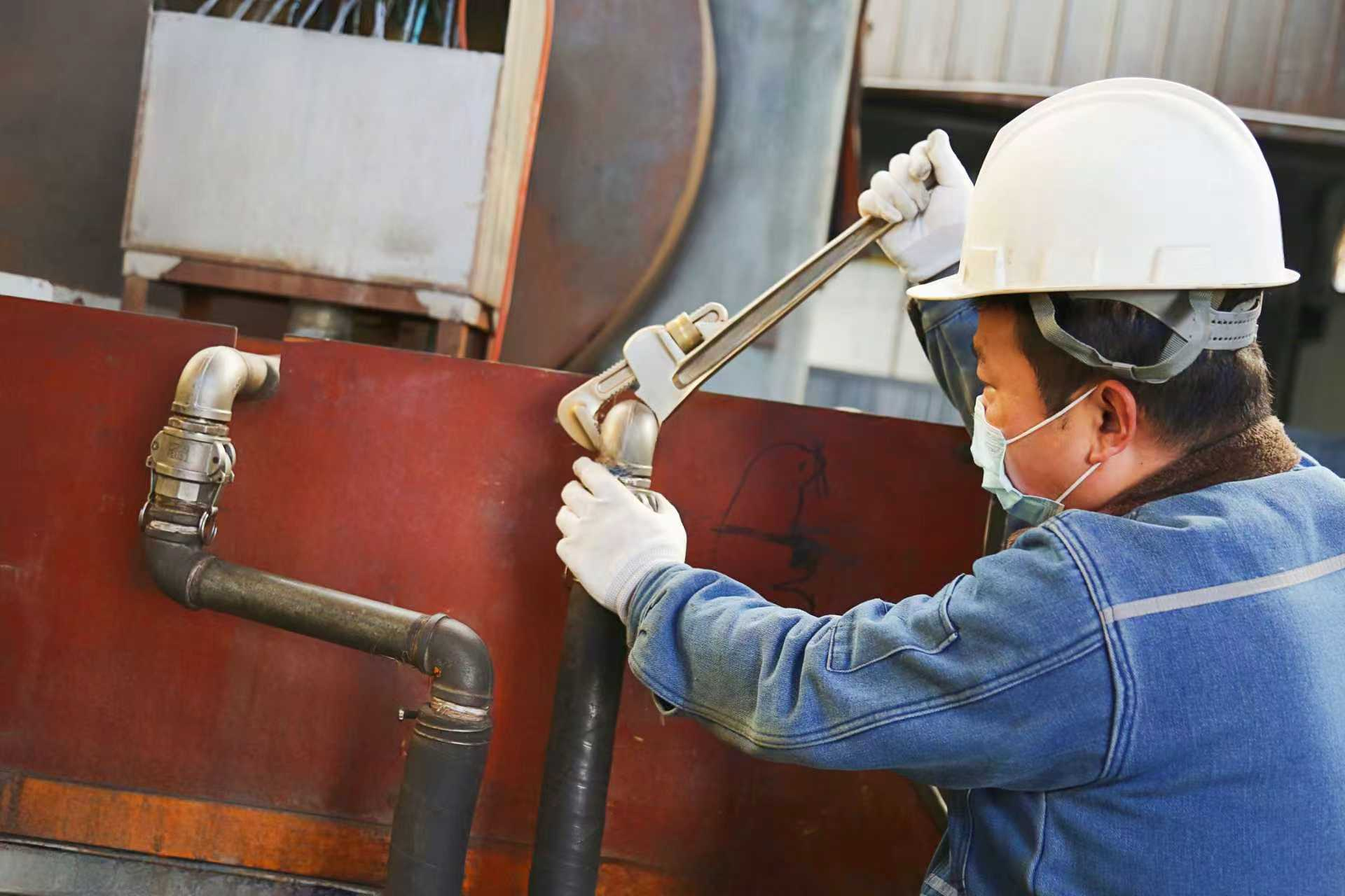 อะไรทำให้เครื่องมือกันประกายไฟจำเป็นในอุตสาหกรรมปิโตรเลียม