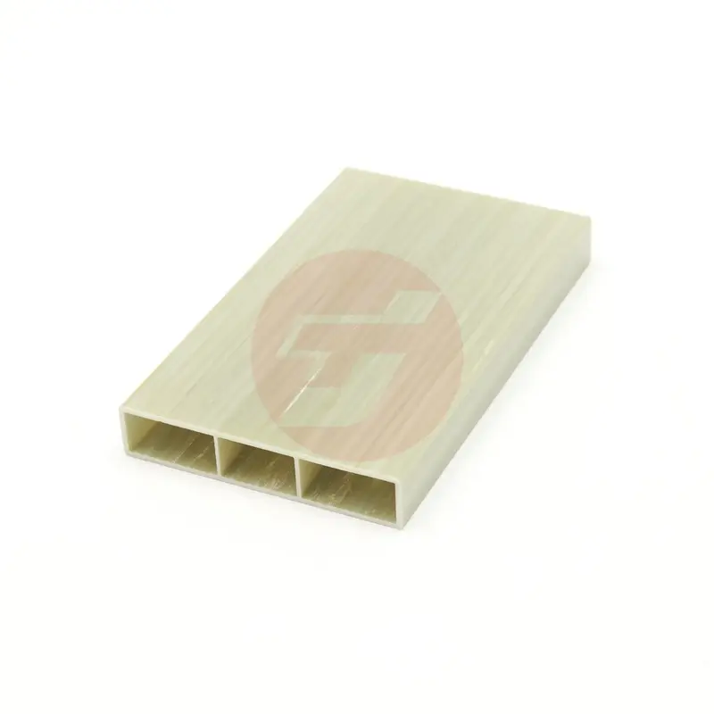 Како формите за пултрузија го подобруваат траењето кај производството на сончеви рамки?