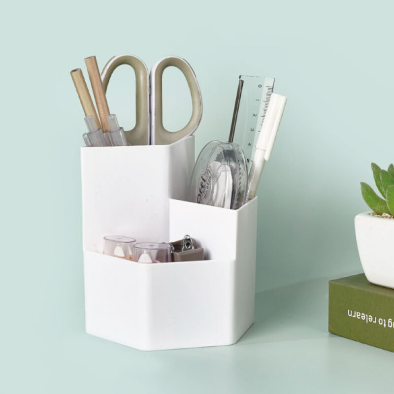 QY7124 | NOVELTY PEN HOLDER