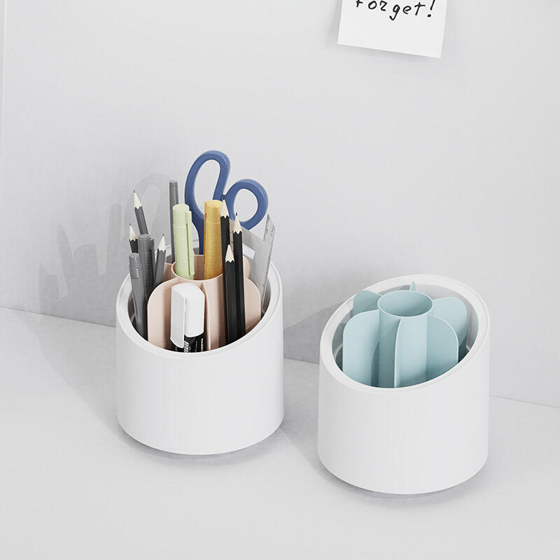 QY7150 | ROTATING PEN HOLDER 