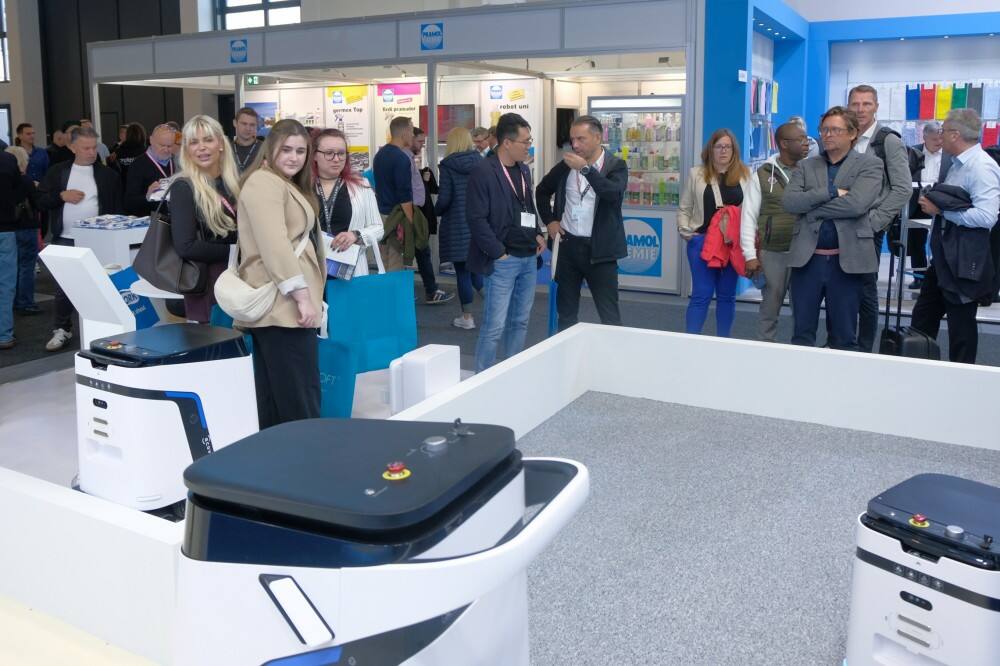 ECOVACS Commercial Cleaning Robots Debut at CMS Berlin 2025, Inviting Global Partners to Join Hands for a Shared Future_img