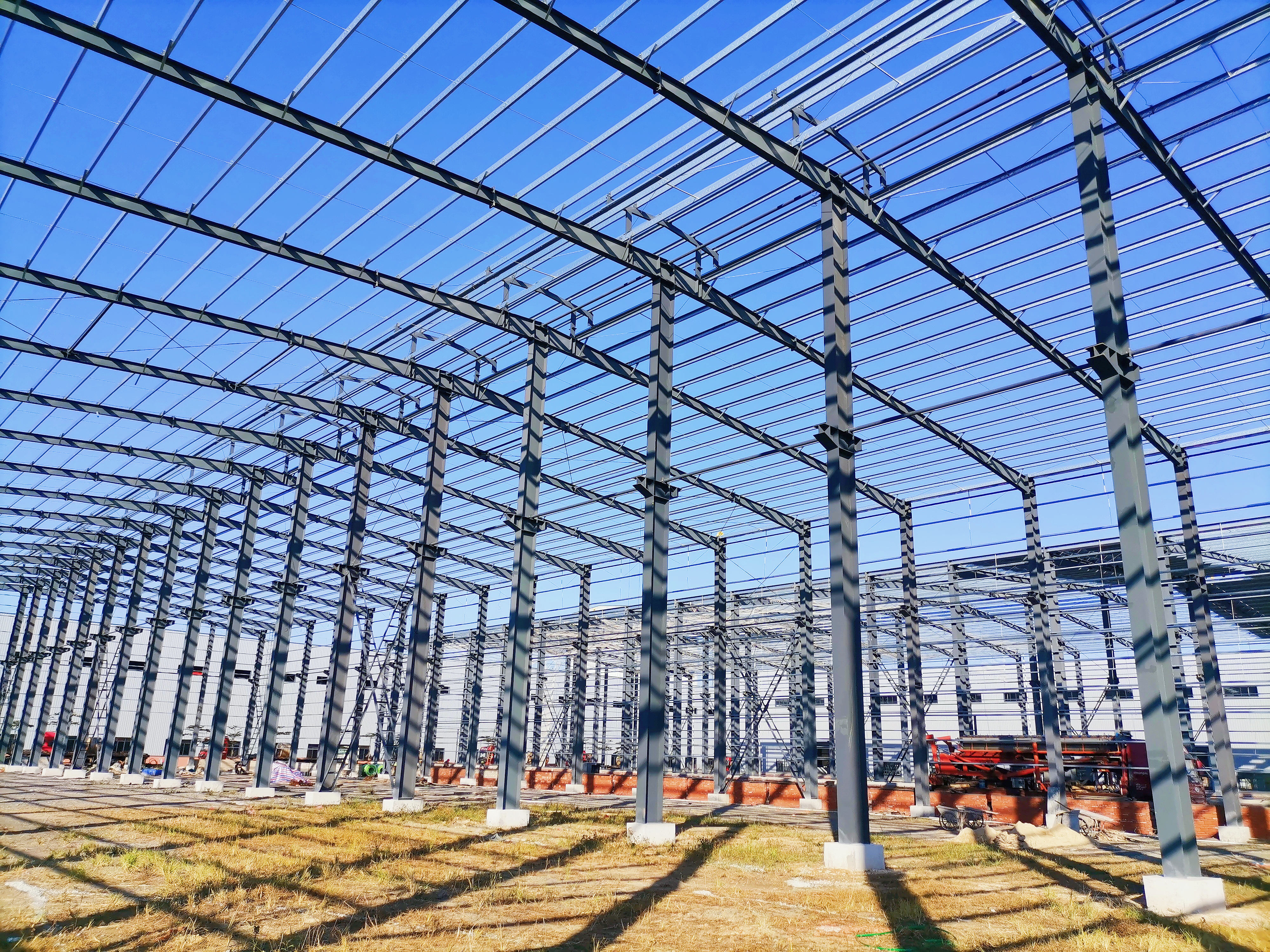 Čelična hala od visokotvrdećeg čelika s prilagodljivim rasporedima