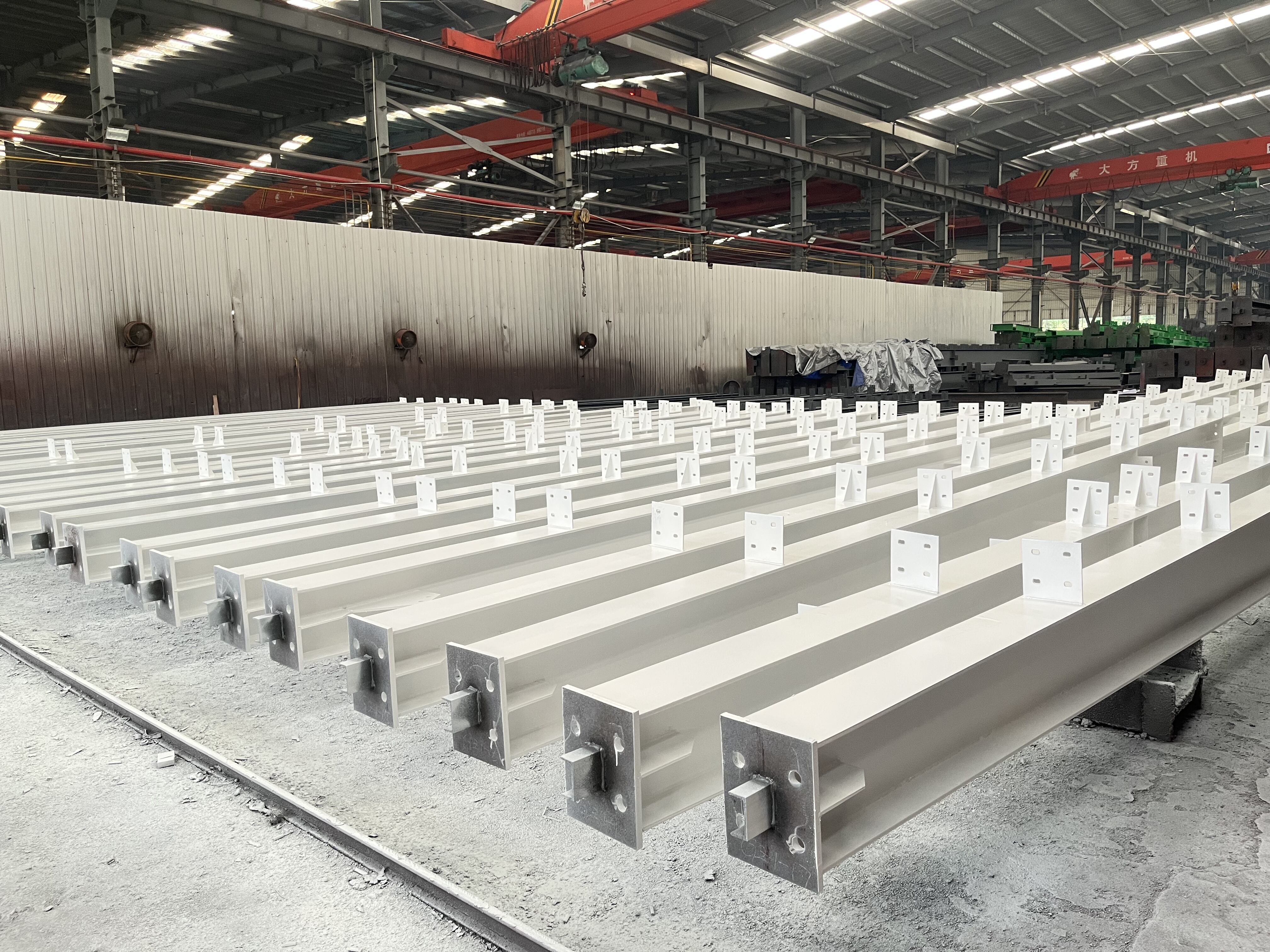 နည်းပညာမြင့် စက်မှုဆိုင်ရာအဆောက်အဦထုတ်လုပ်သူနှင့် တင်းကျပ်သောလုပ်ငန်းစဉ်များဖြင့်