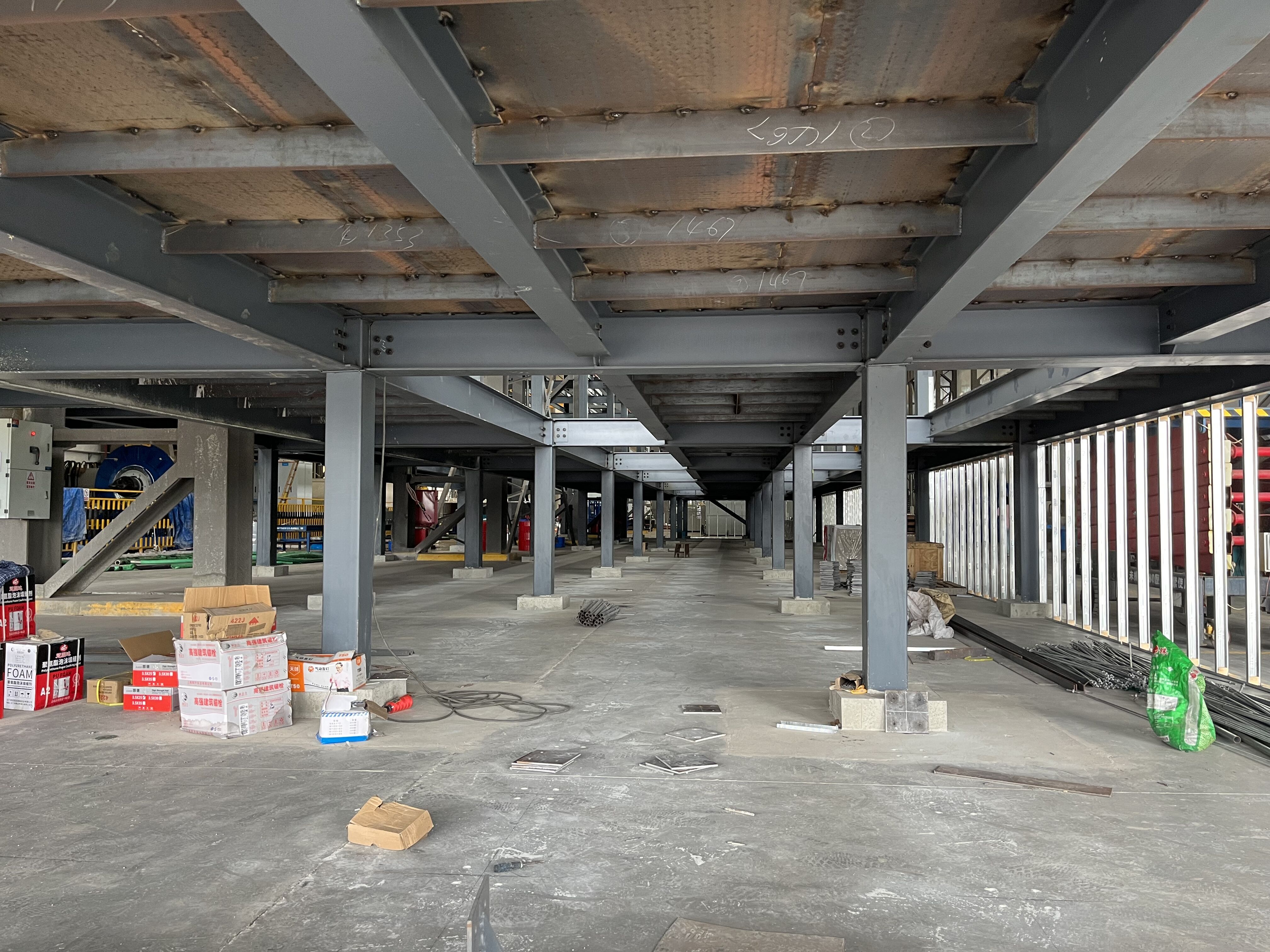 စွမ်းဆောင်ရည်မြင့် ရှေ့တွင်စီမံထားသော သံမဏိအဆောက်အဦများ