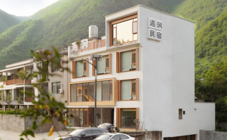 Jing County Moon Bay case