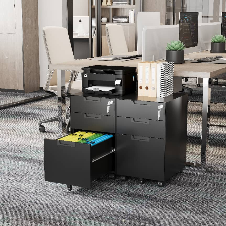 How to Choose an Office Cupboard for Document Storage