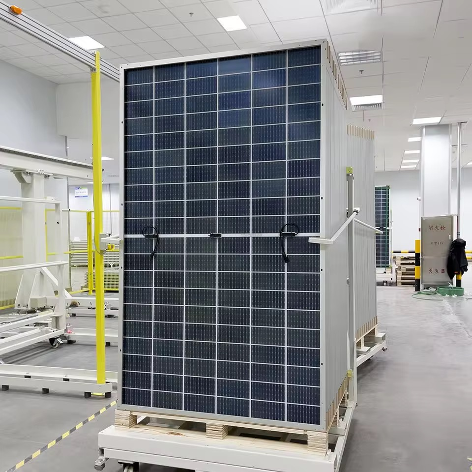 Solar Energy Storage: How It Works with Panels