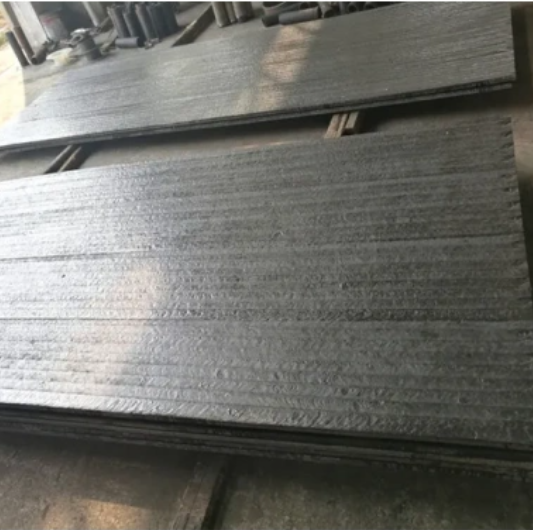 HP400 (Resistance to strong impact abrasive wear)