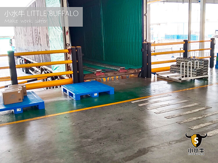 Loading Dock Safety Solutions That Improve Productivity