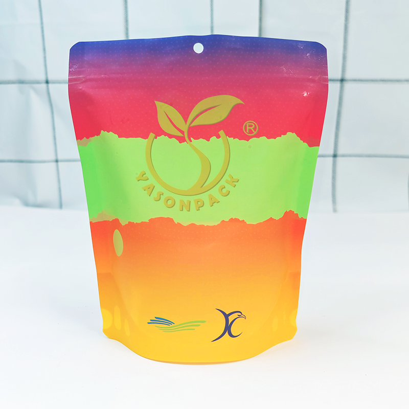 چارەسەری کاستومایزکراو بۆ پێداویستییە تایبەتییەکانی براندکردن