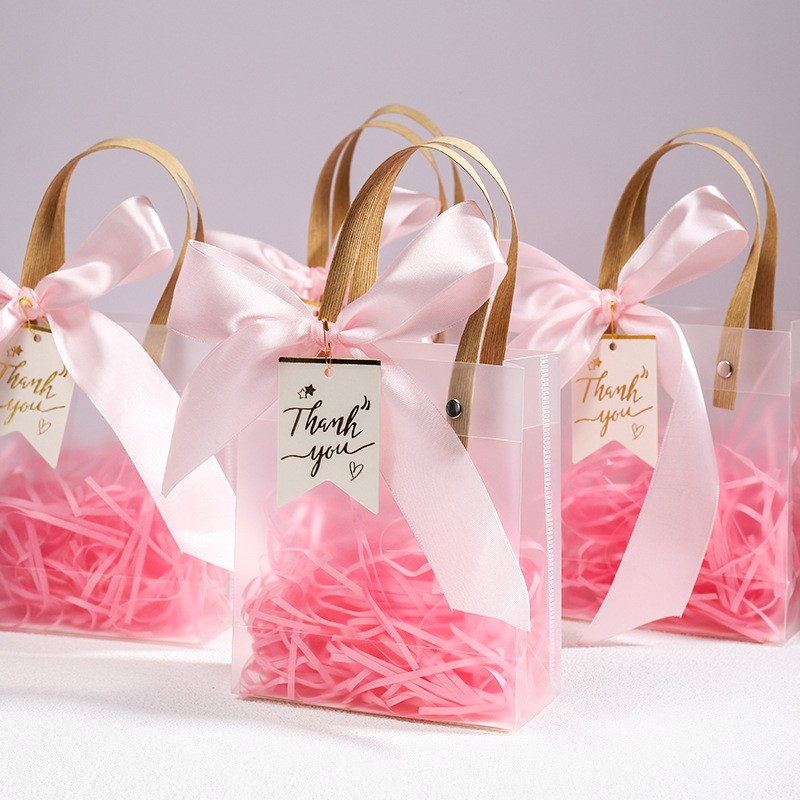 আমাদের প্রিমিয়াম পার্টি গিফট ব্যাগ দিয়ে আপনার উদযাপনকে আরও সমৃদ্ধ করুন