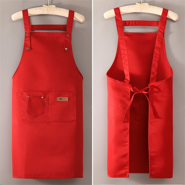 What Features Make a Waiter Apron Convenient for Restaurant Service?