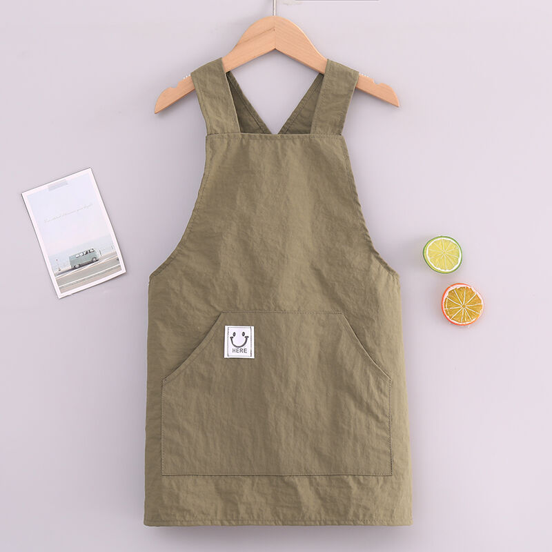 اكتشف مئزر الأطفال المثالي للاستمتاع بالخبز!