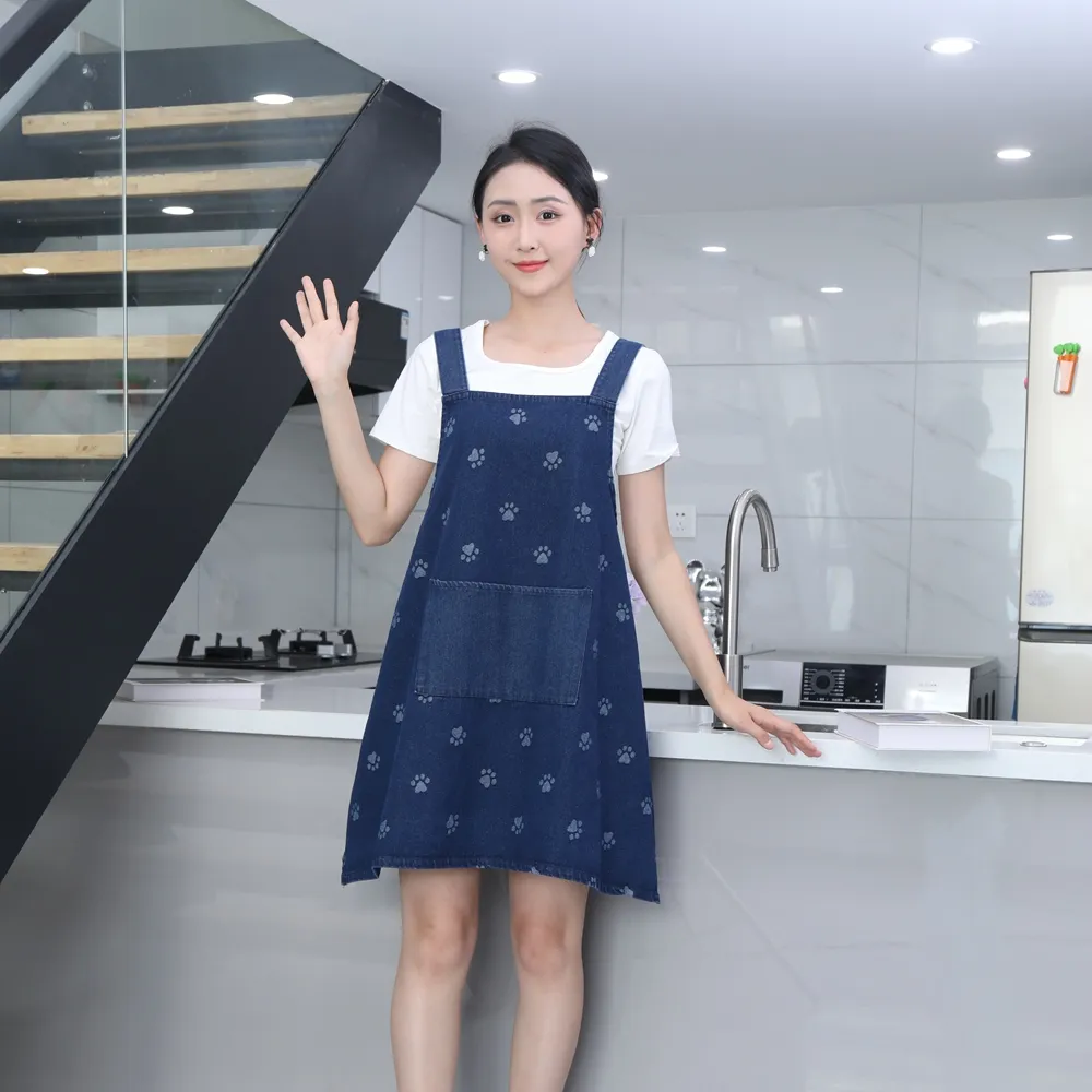 How to Pick a Lightweight Kitchen Apron for Long Time Cooking?