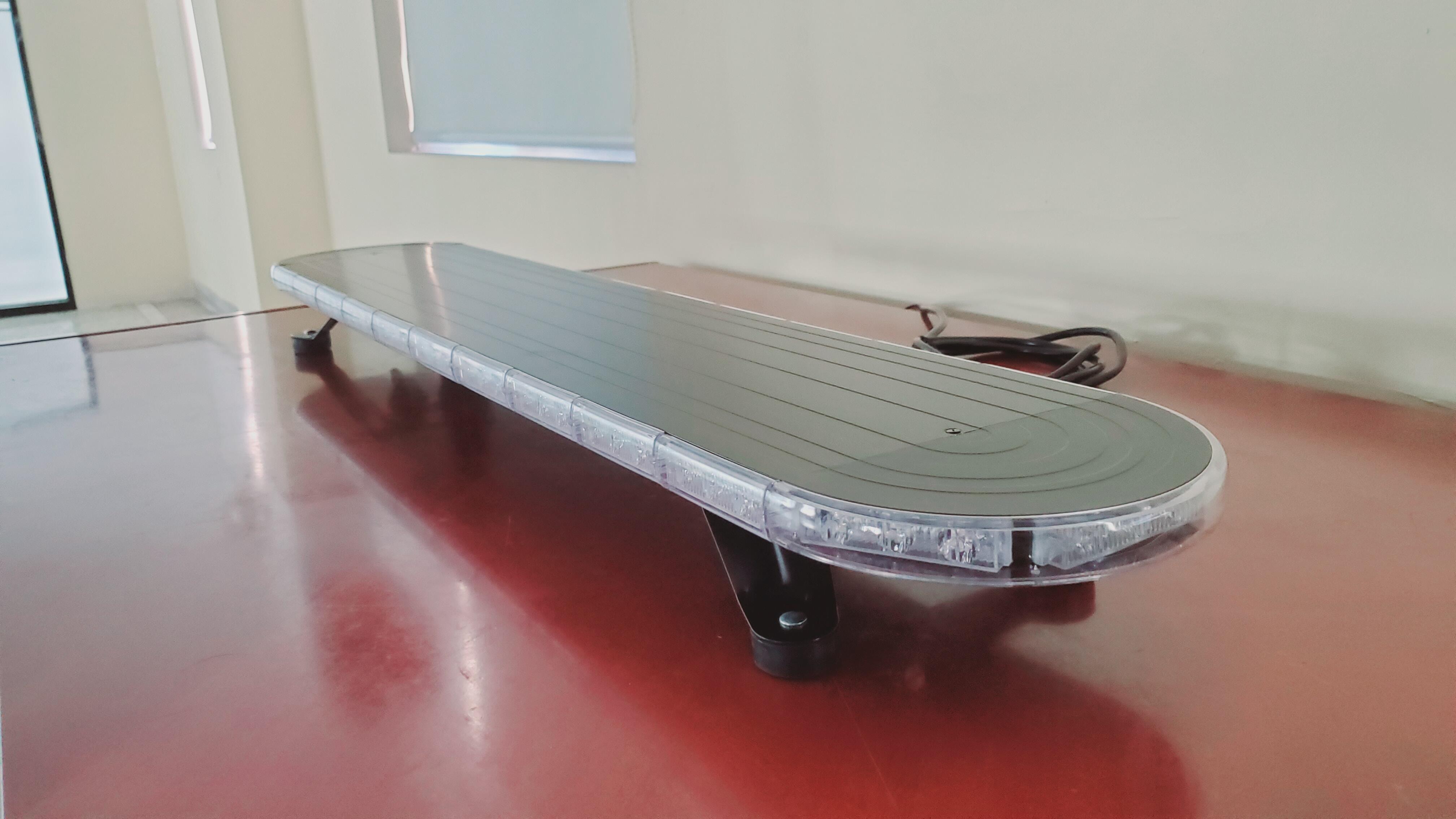 LED63000 Ultra-Thin Lightbar Series: The Thinnest R65 Certified Benchmark for 360° Warning