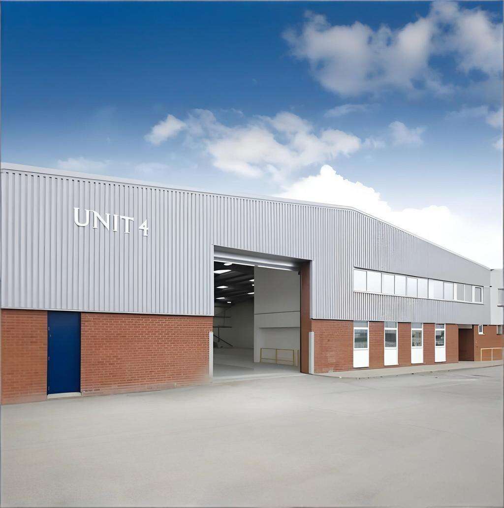 Hur säkerställer man jordbävningssäkerhet för industriella stålbyggnader?