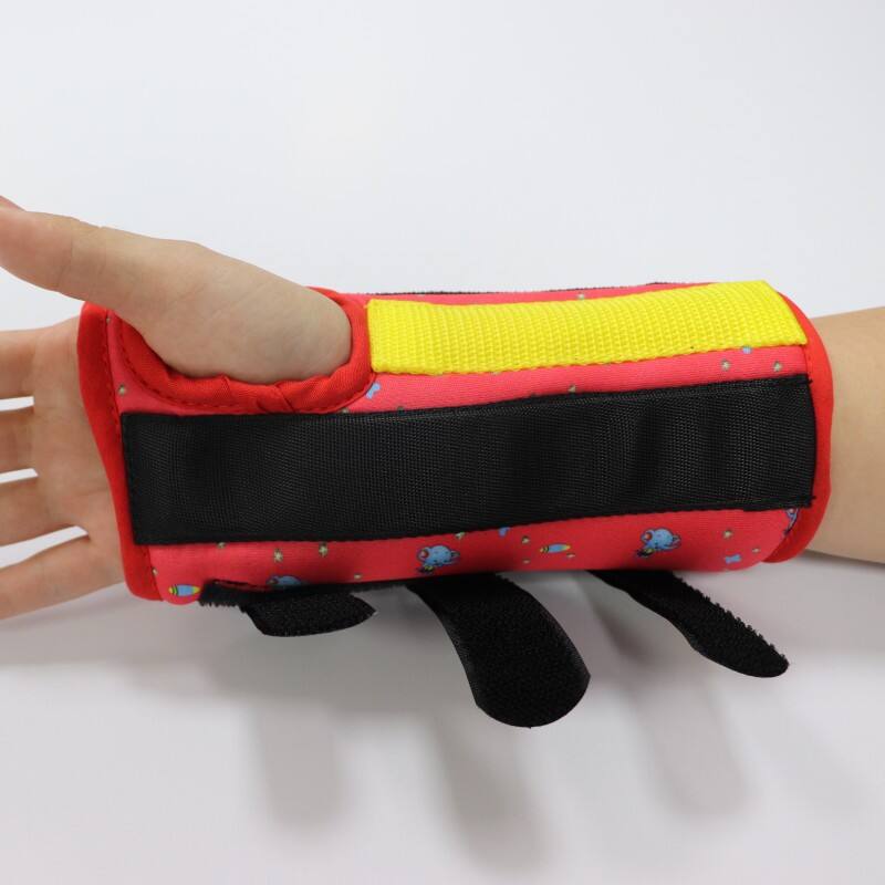 Understanding Adjustable Wrist Brace Benefits