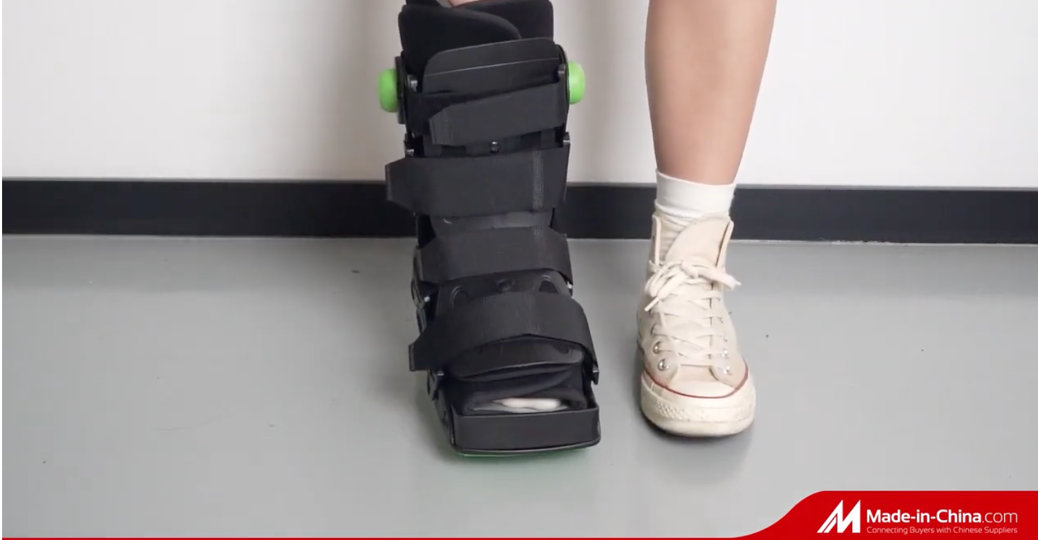 Double airliners walker brace shows