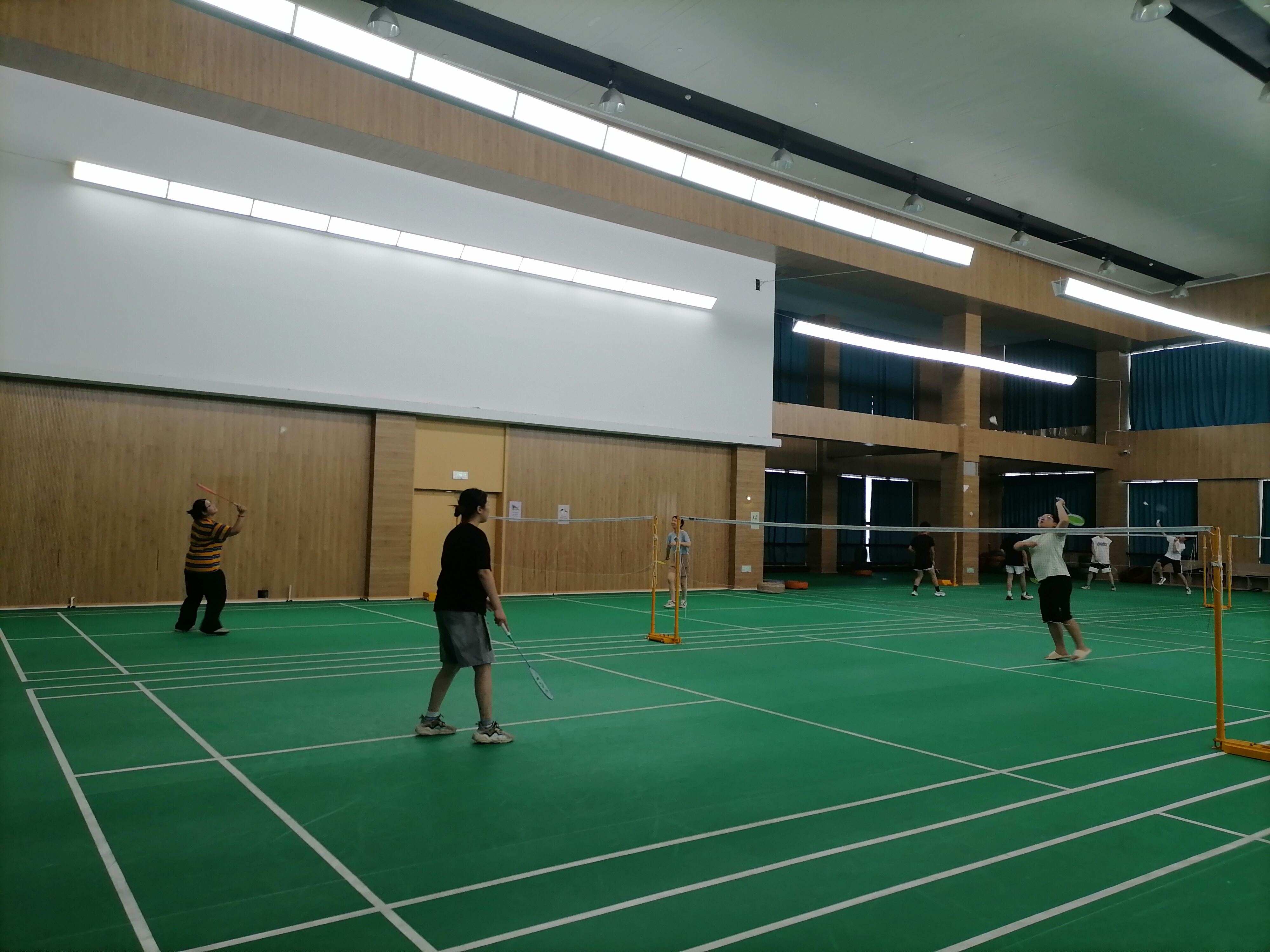 Badminton competition team building3.jpg