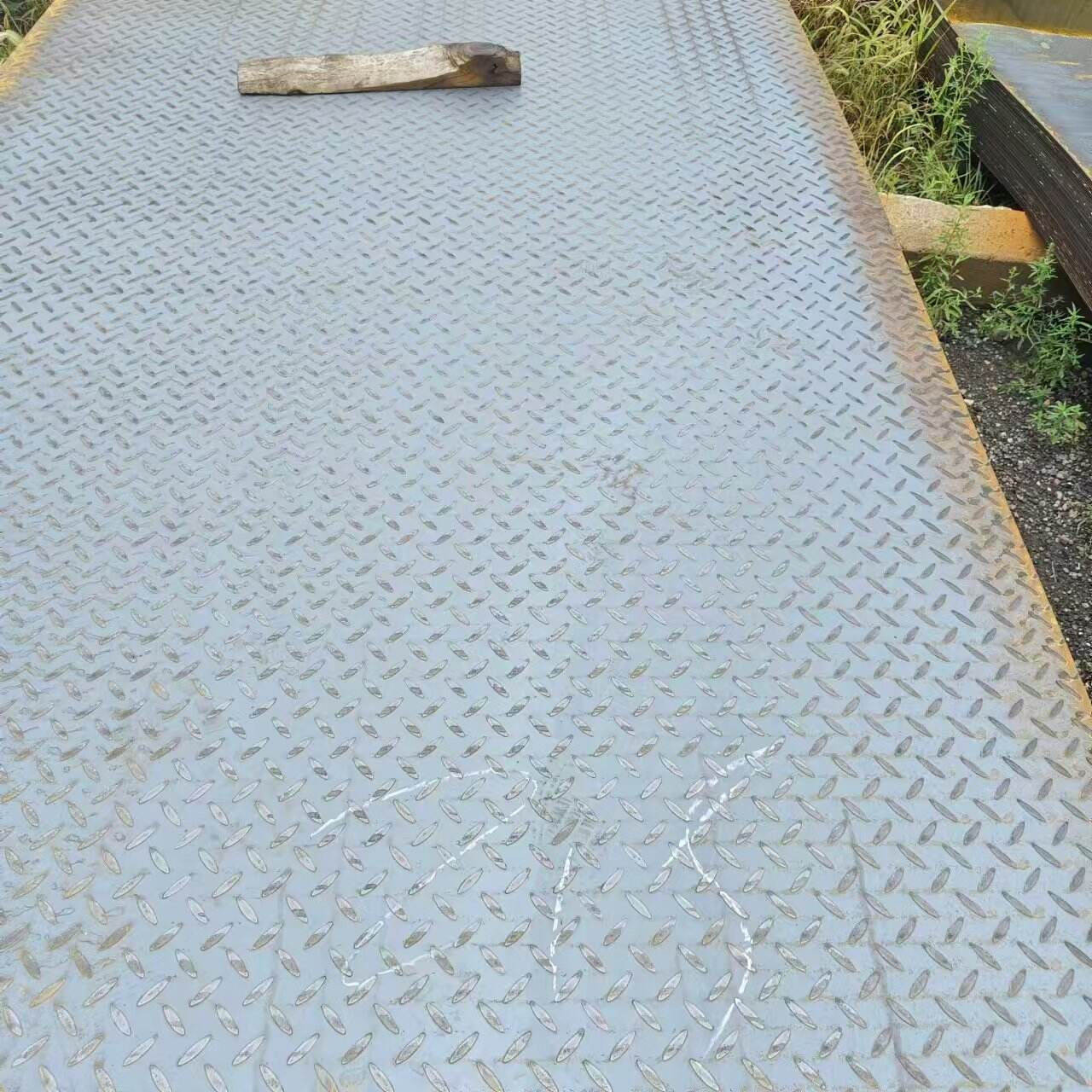 Wyjątkowa jakość i trwałość płyt ze stali węglowej