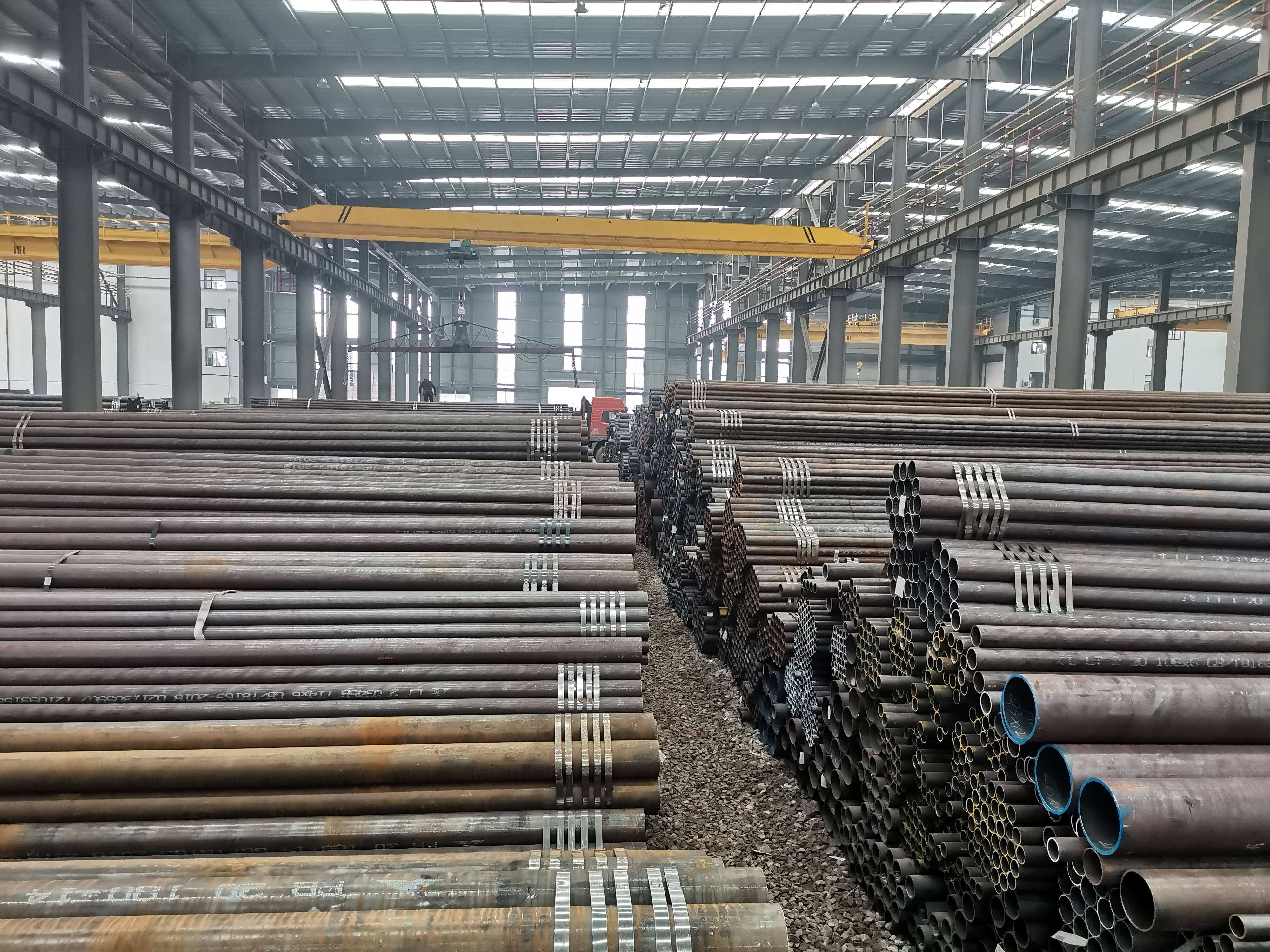 Phạm vi toàn cầu và chuyên môn địa phương