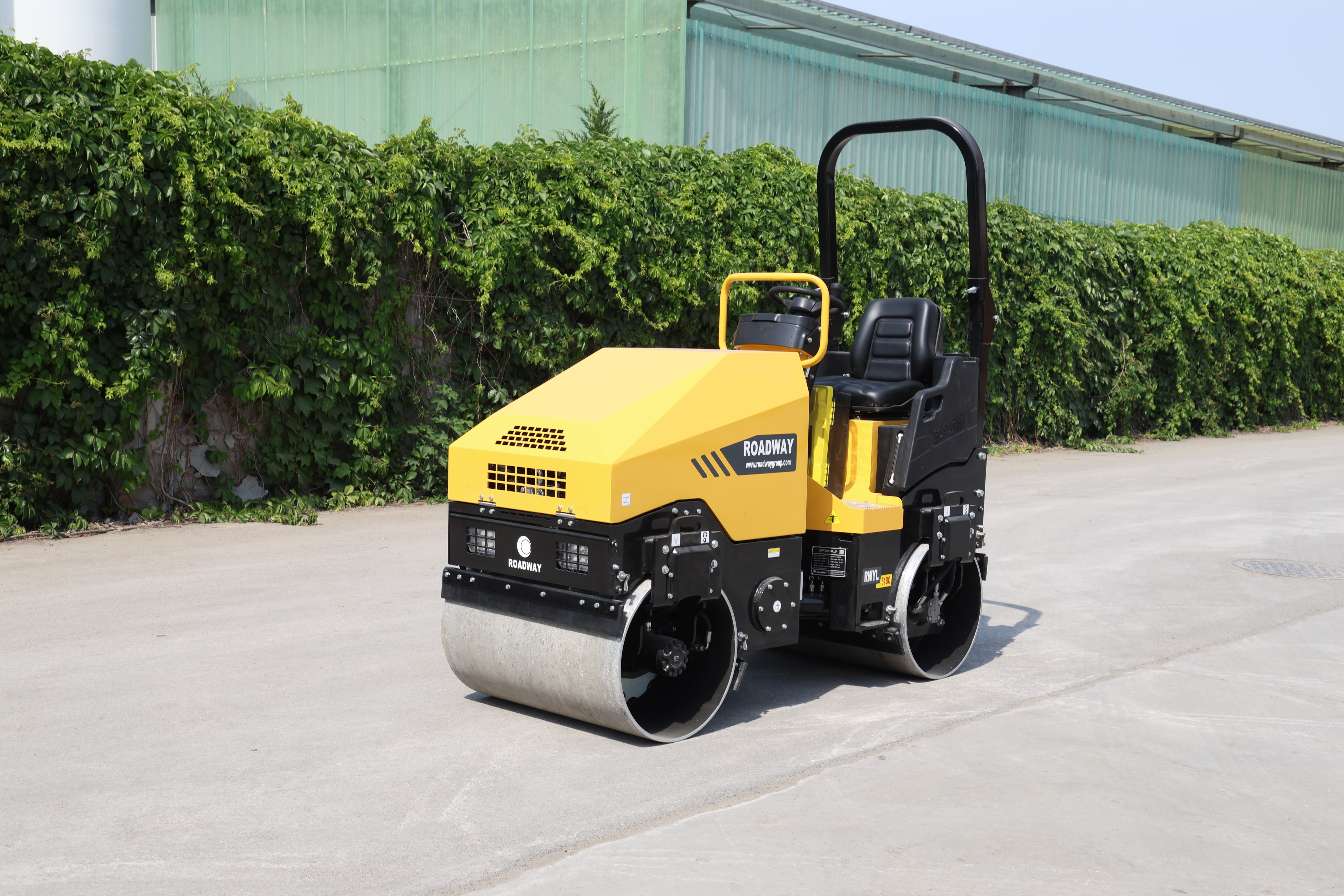 Heavy-Duty Road Roller Compactors for Sale | High-Efficiency Soil ...