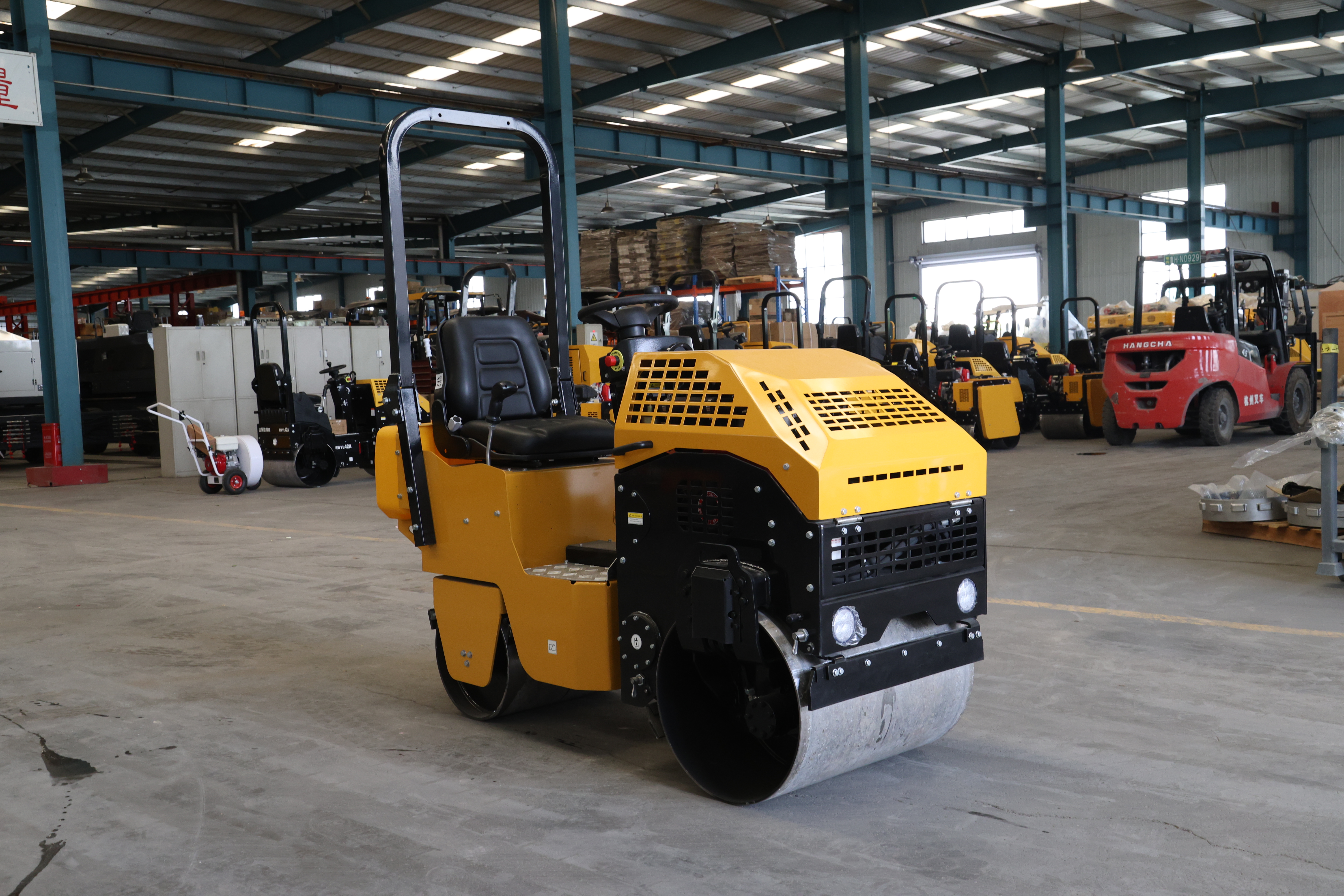 Vibratory Tandem Roller | Heavy-Duty Asphalt & Soil Compaction