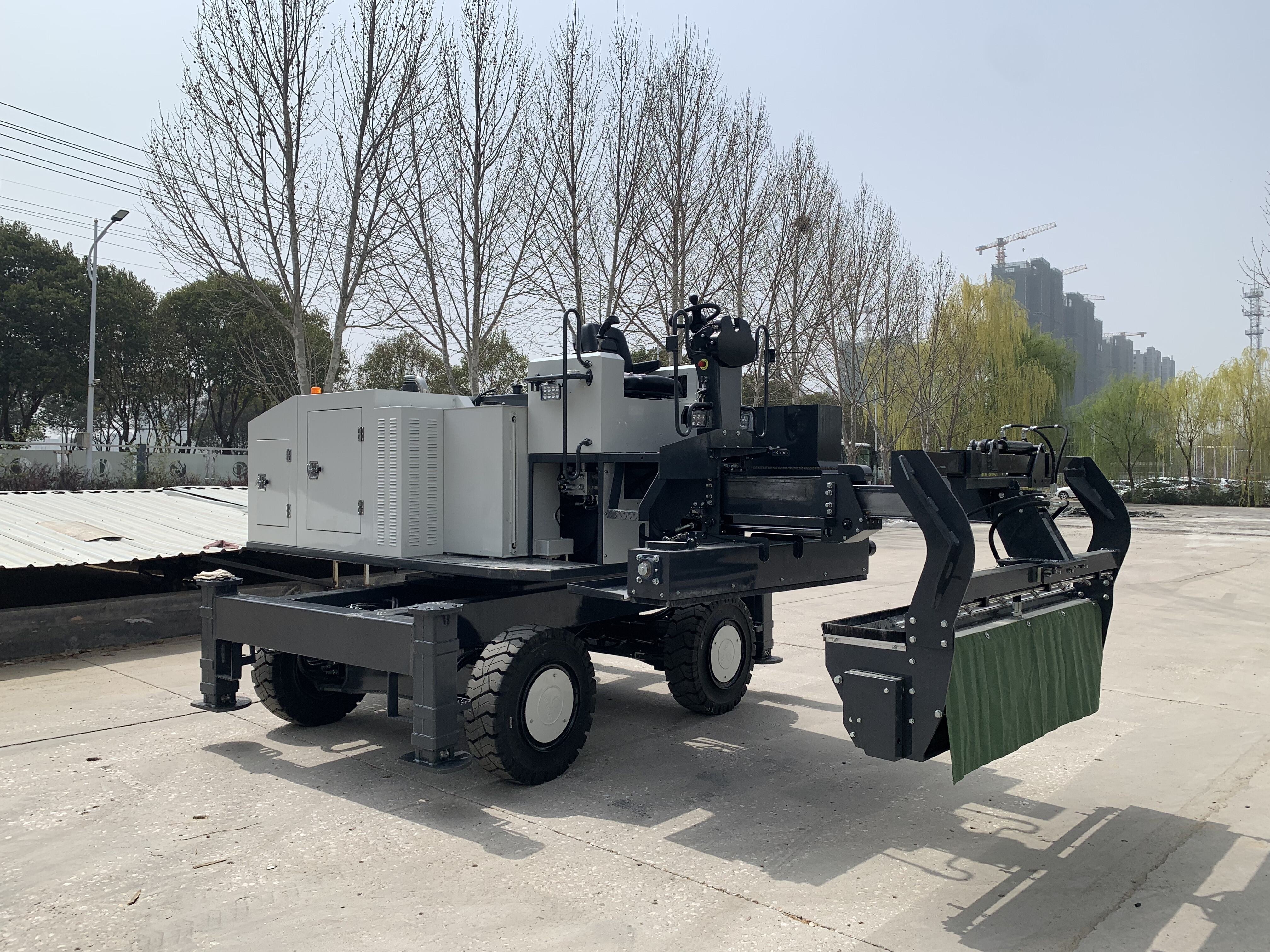 High-Performance Concrete Spreader Attachments | Level & Place Concrete Fast