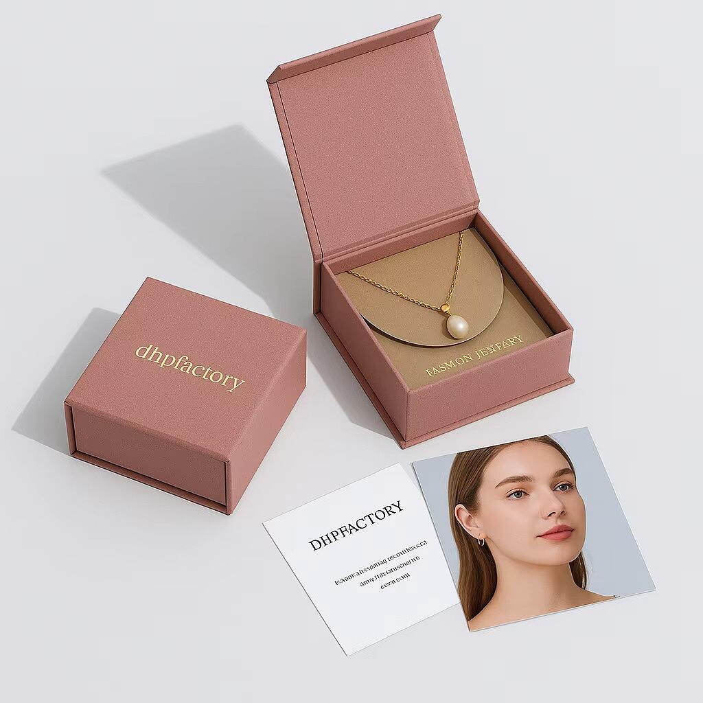 Customized Gold Foil Logo Flip Top Magnetic Rigid Paperboard Jewelri Box With Velvet Envelope For Jewellery