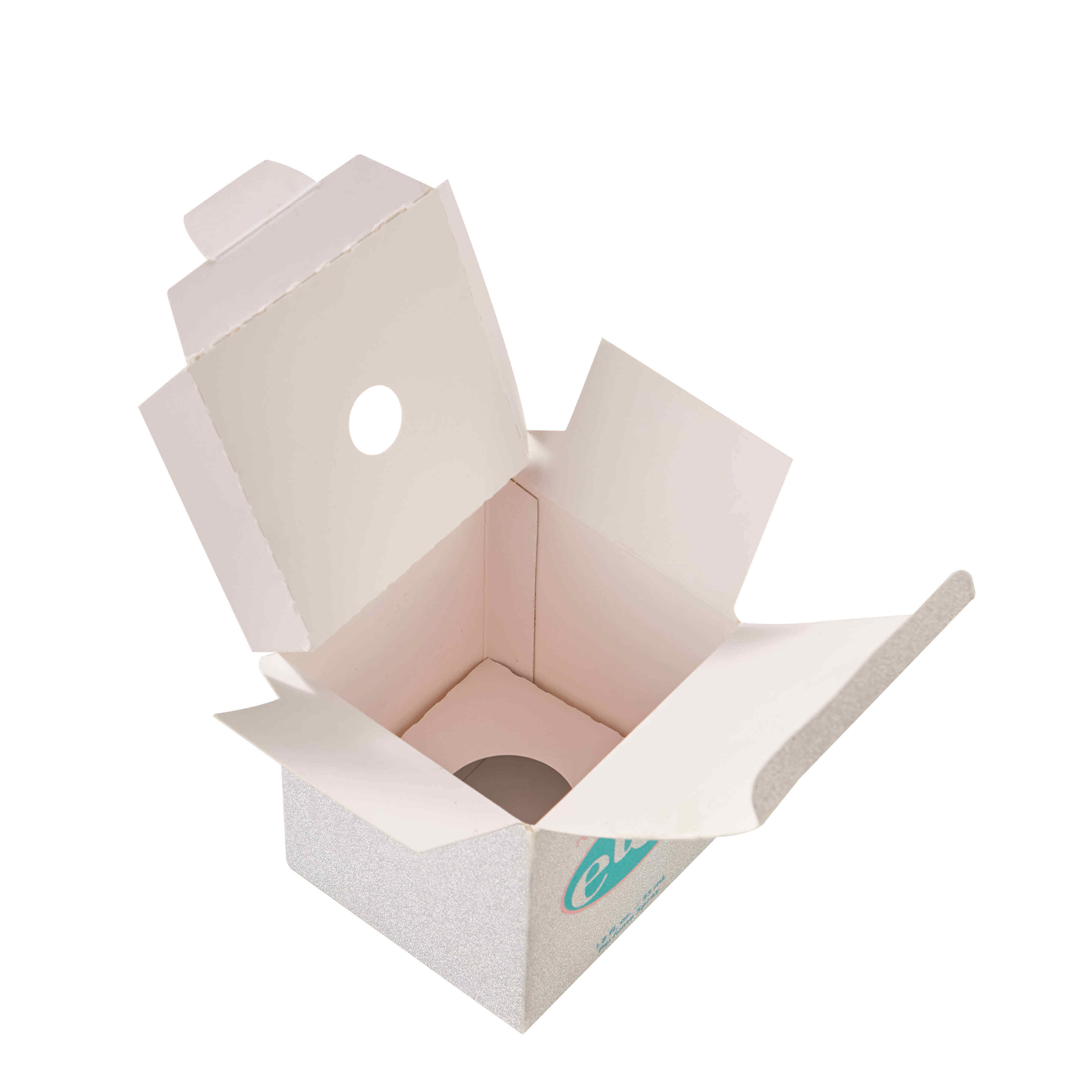 Why Is a Gift Box the Best Way to Elevate Presentations?