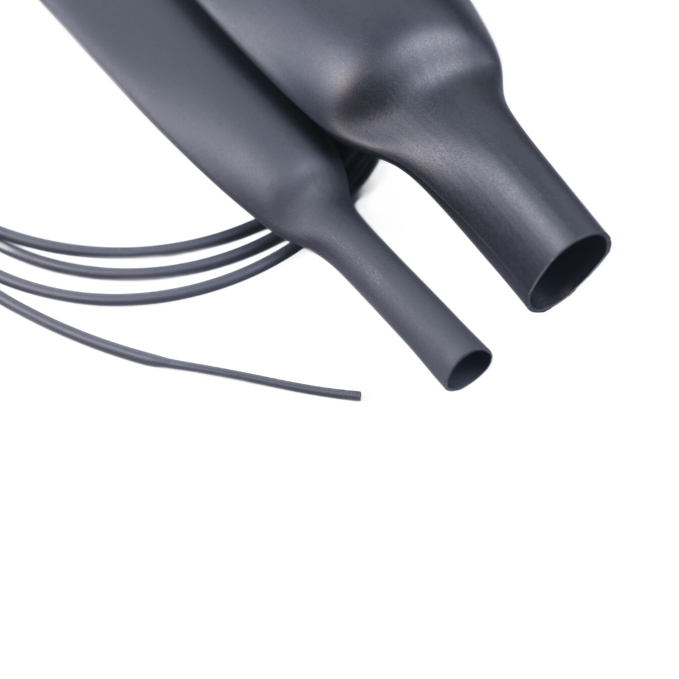 KOSOO DR Diesel-resistant,flexible, flame-retardant elastomer tubing  