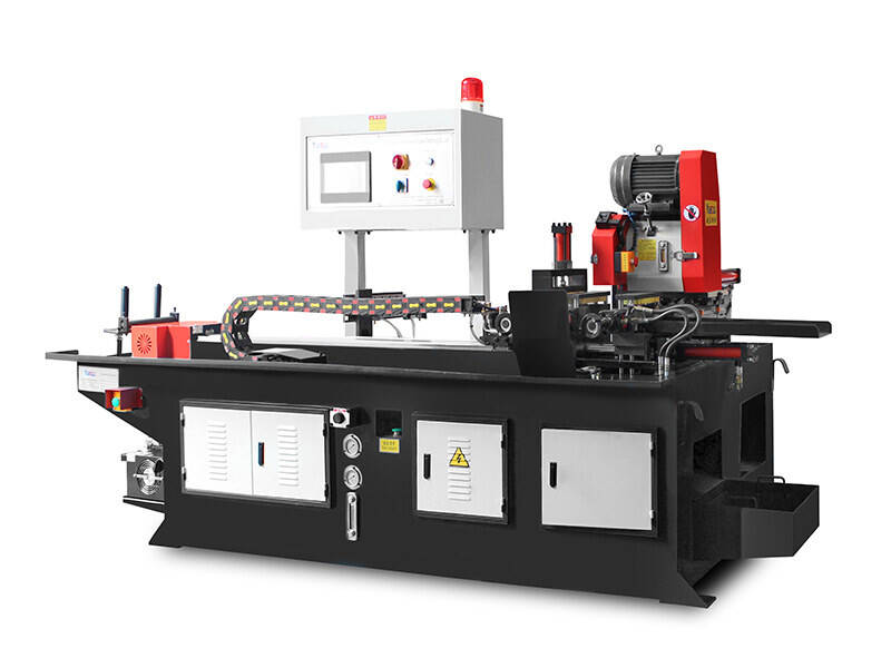 Körfűrészgép CNC425