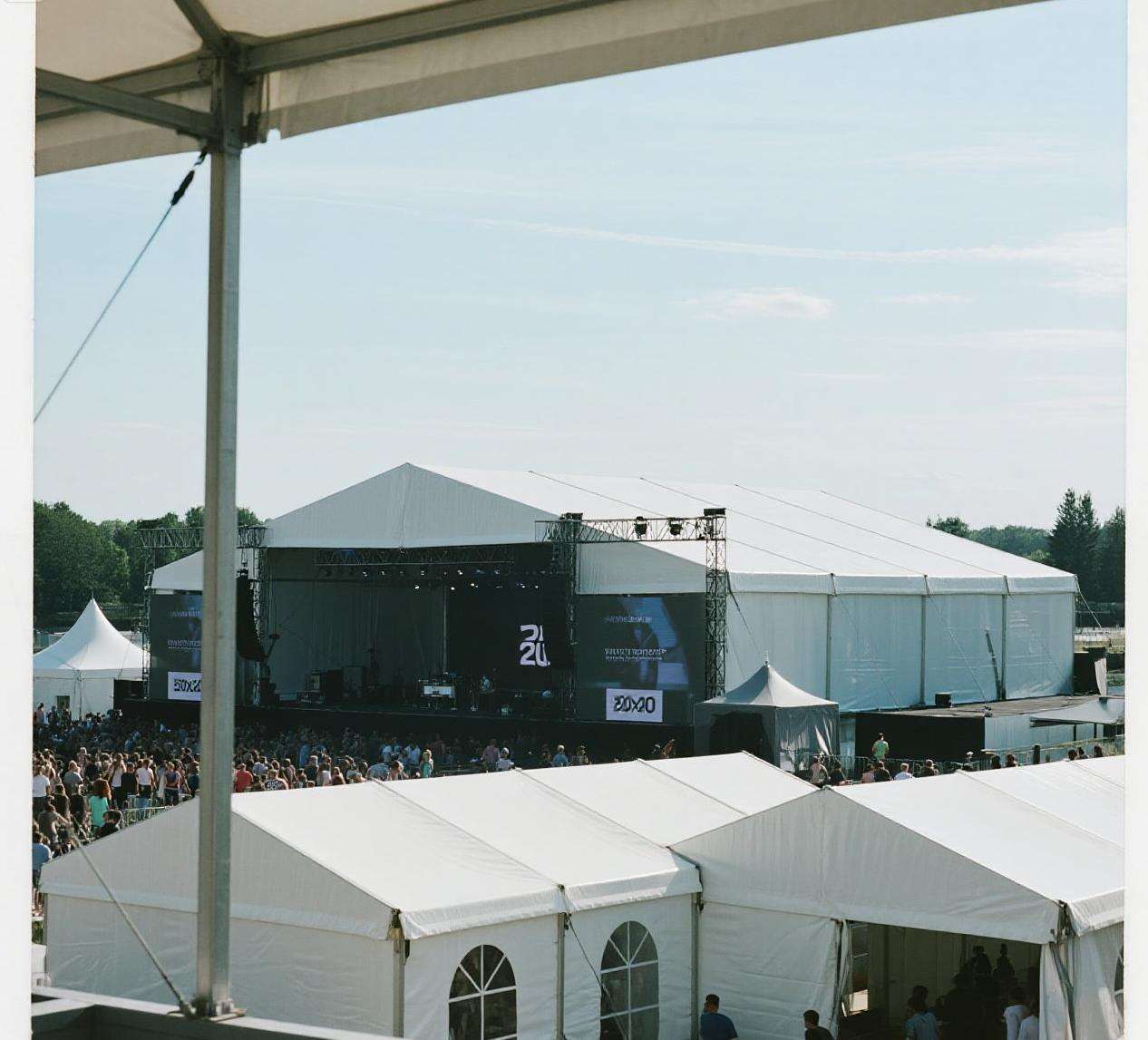 Ano ang Nangungunang mga Trend sa Disenyo ng Tents para sa 2023?