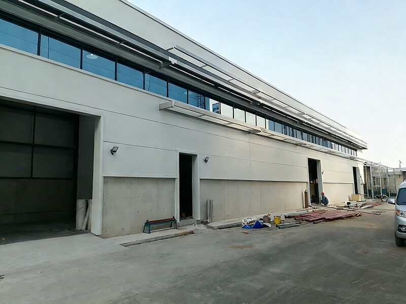 Fumeihuaxue: Příslušná budova ze ocelové konstrukce